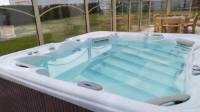 Maison avec jacuzzi